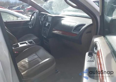 2014 Chrysler Town & Country Touring из США, поврежденный, VIN 2C4RC1BG6ER412600